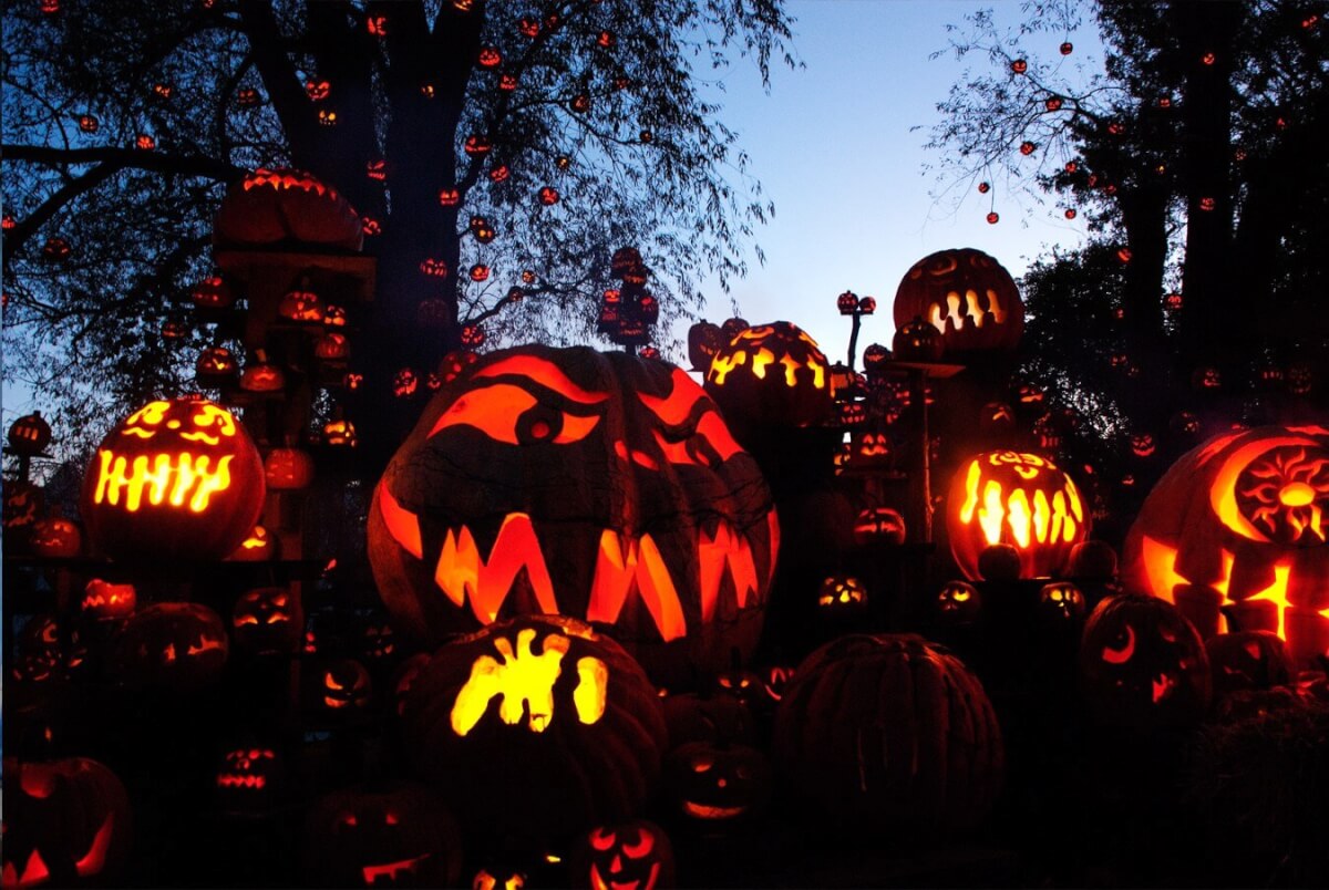 Creative Photography Ideas for Halloween - Photo Via Boston.com